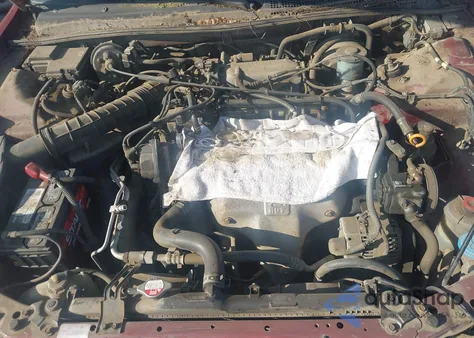 1996 Honda Accord Lx/Ex from USA, damaged, VIN 1HGCD5637TA048711